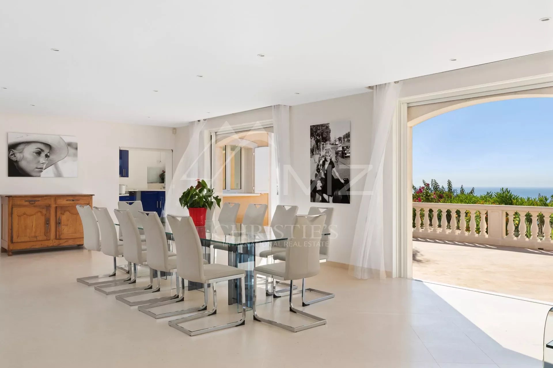 Super Cannes - Villa mit Meerblick