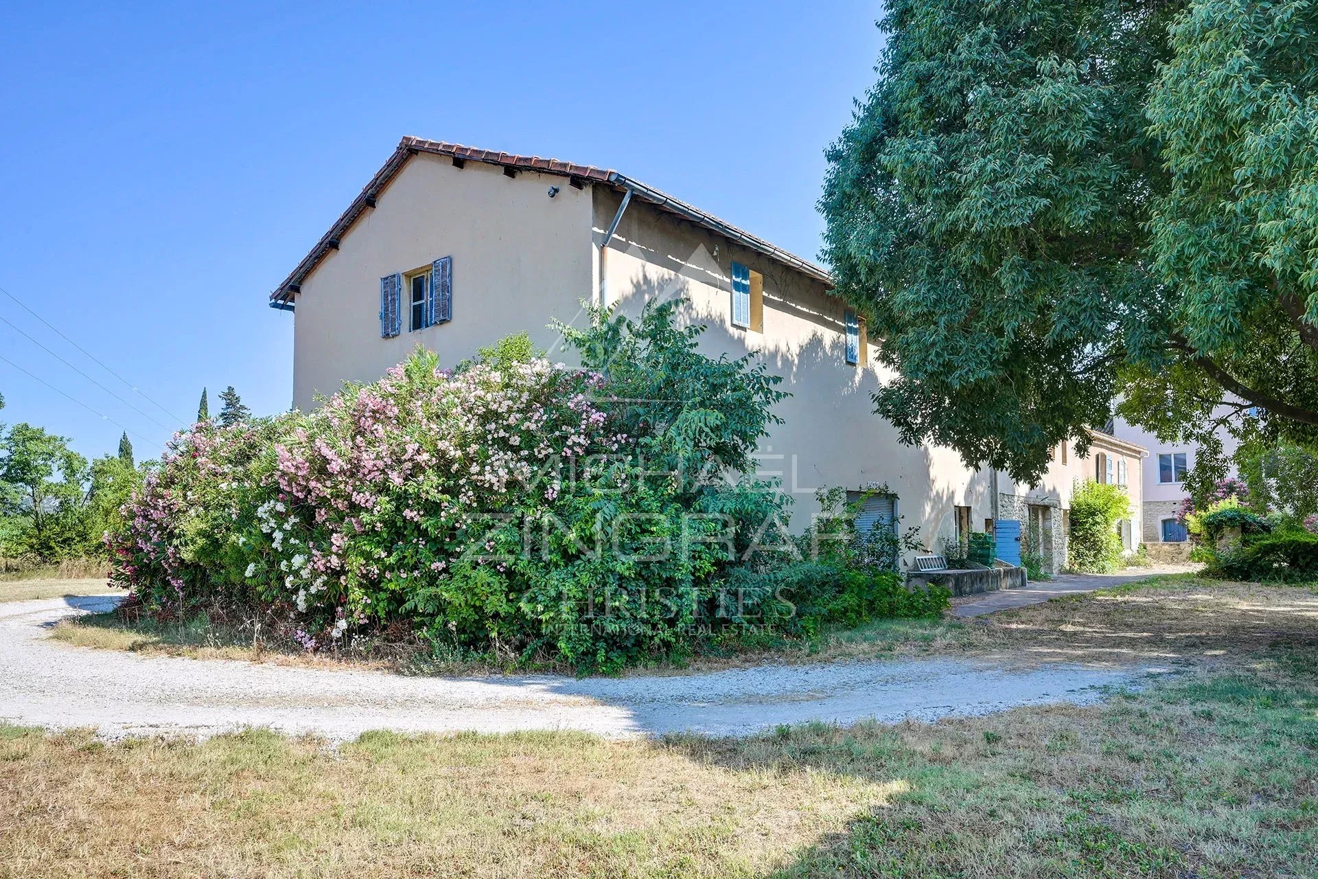 Domaine d’Exception Équestre, Agricole & Viticole