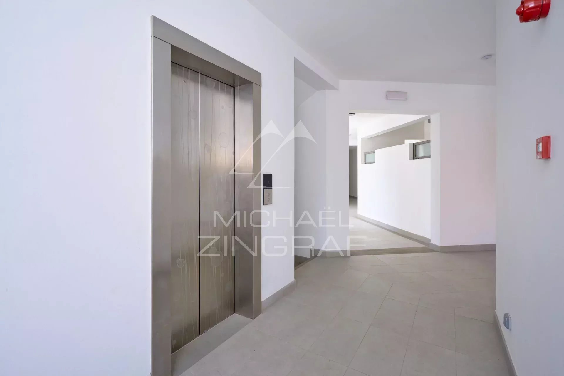 3-Schlafzimmer-Wohnung im 1. Stock – Moderne Wohnanlage in Trou aux Biches