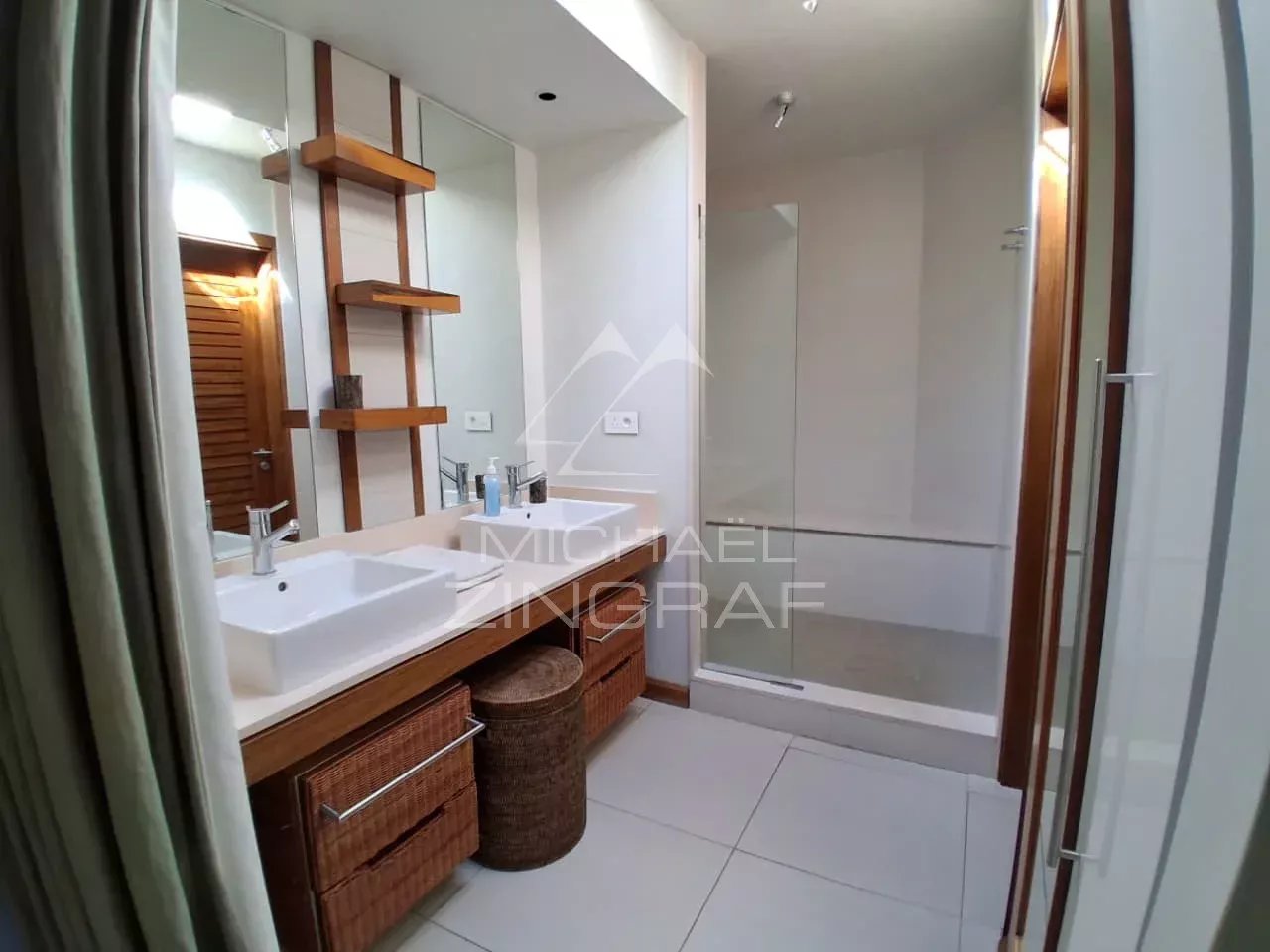 Mauritius - Rare opportunity : Luxury villa by the sea near Grand Bay - Pointe aux Canonniers
