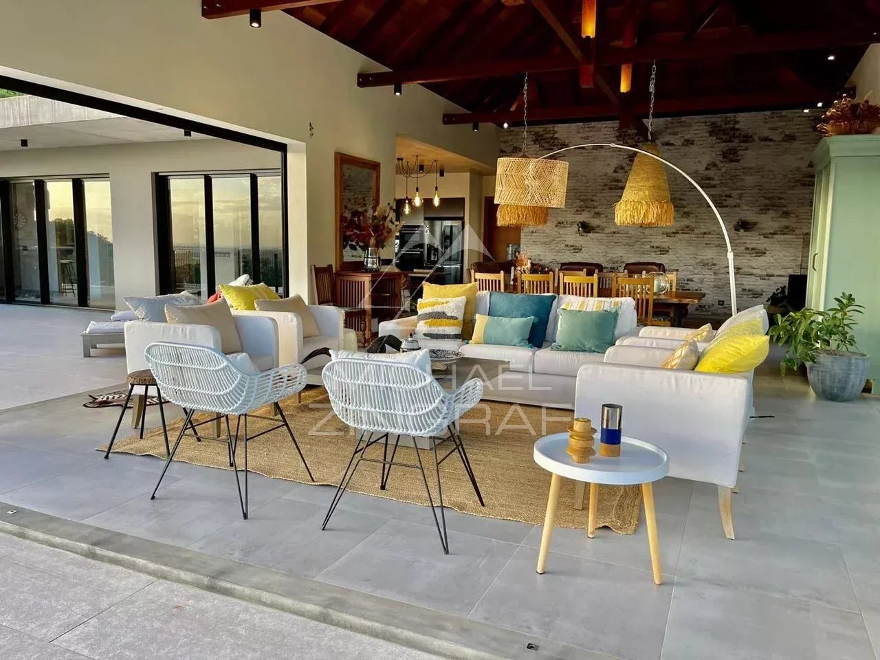 Exceptional Luxury Villa in Black River