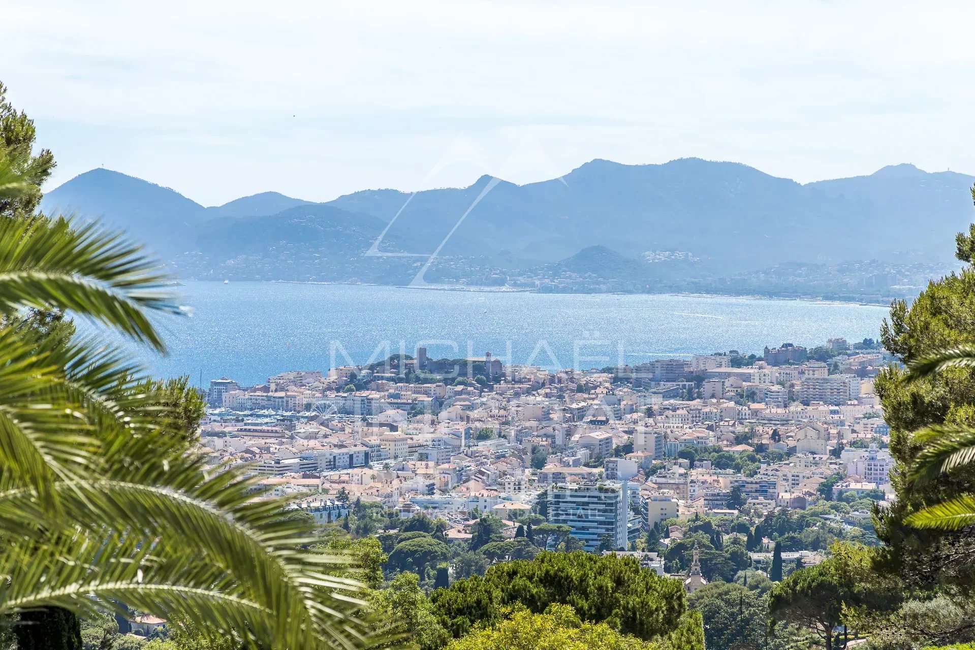 Cannes  - Californie - Panoramic sea views