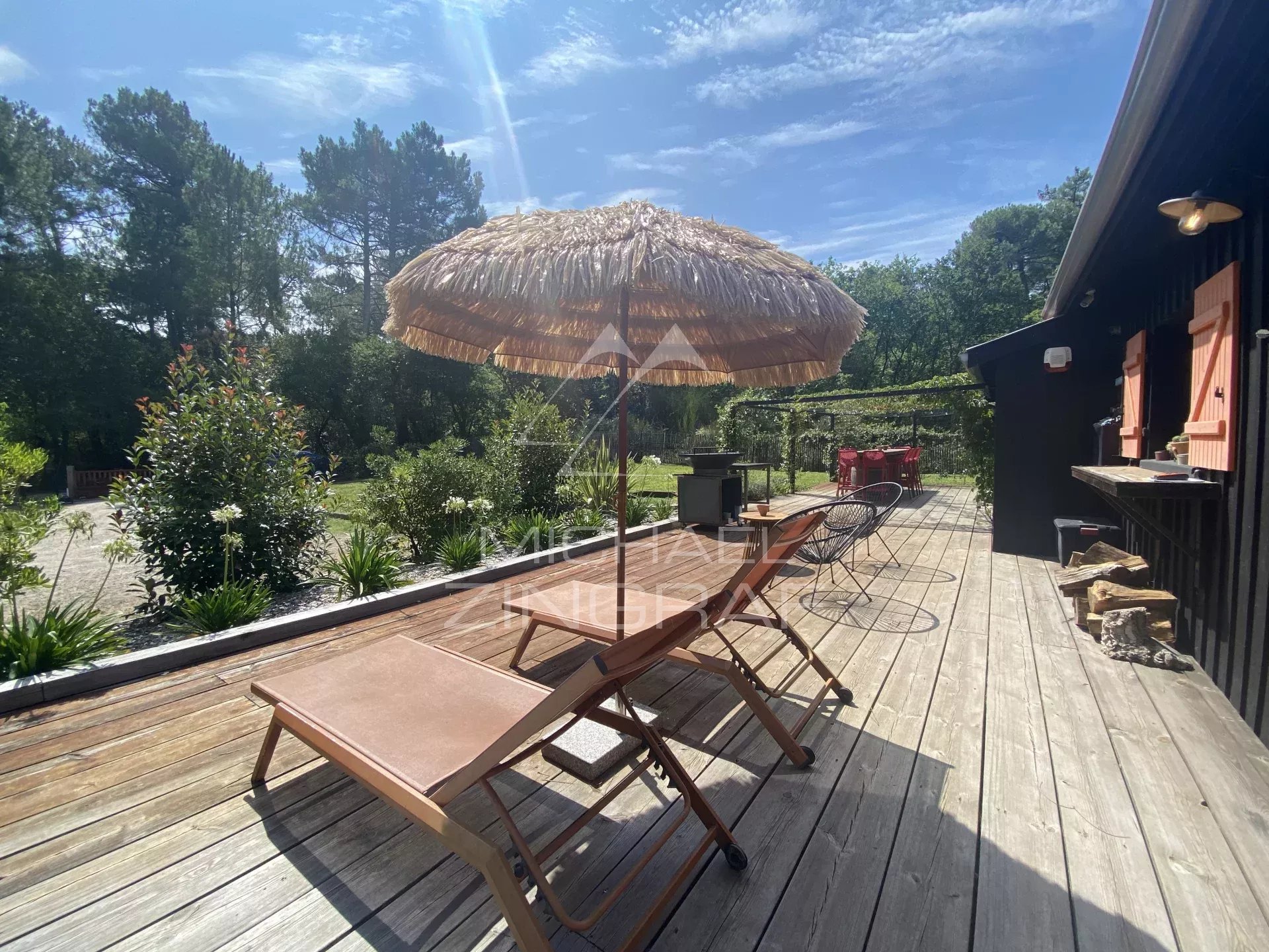LA TESTE DE BUCH - Cabane de résinier sur 22 hectares de forêt