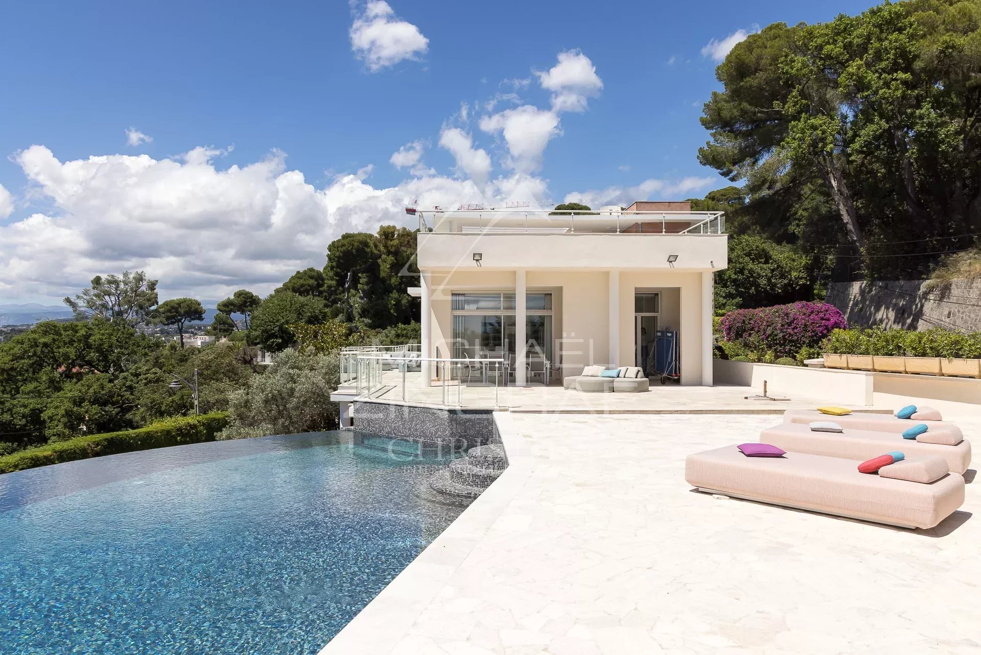 Cannes - Somptueuse villa neuve