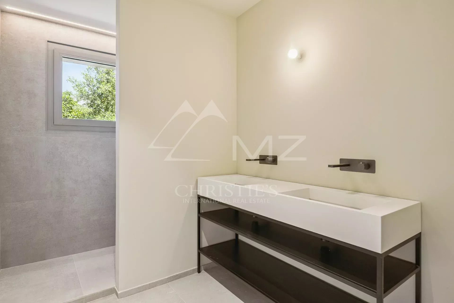 Villa vue mer intégralement rénovée