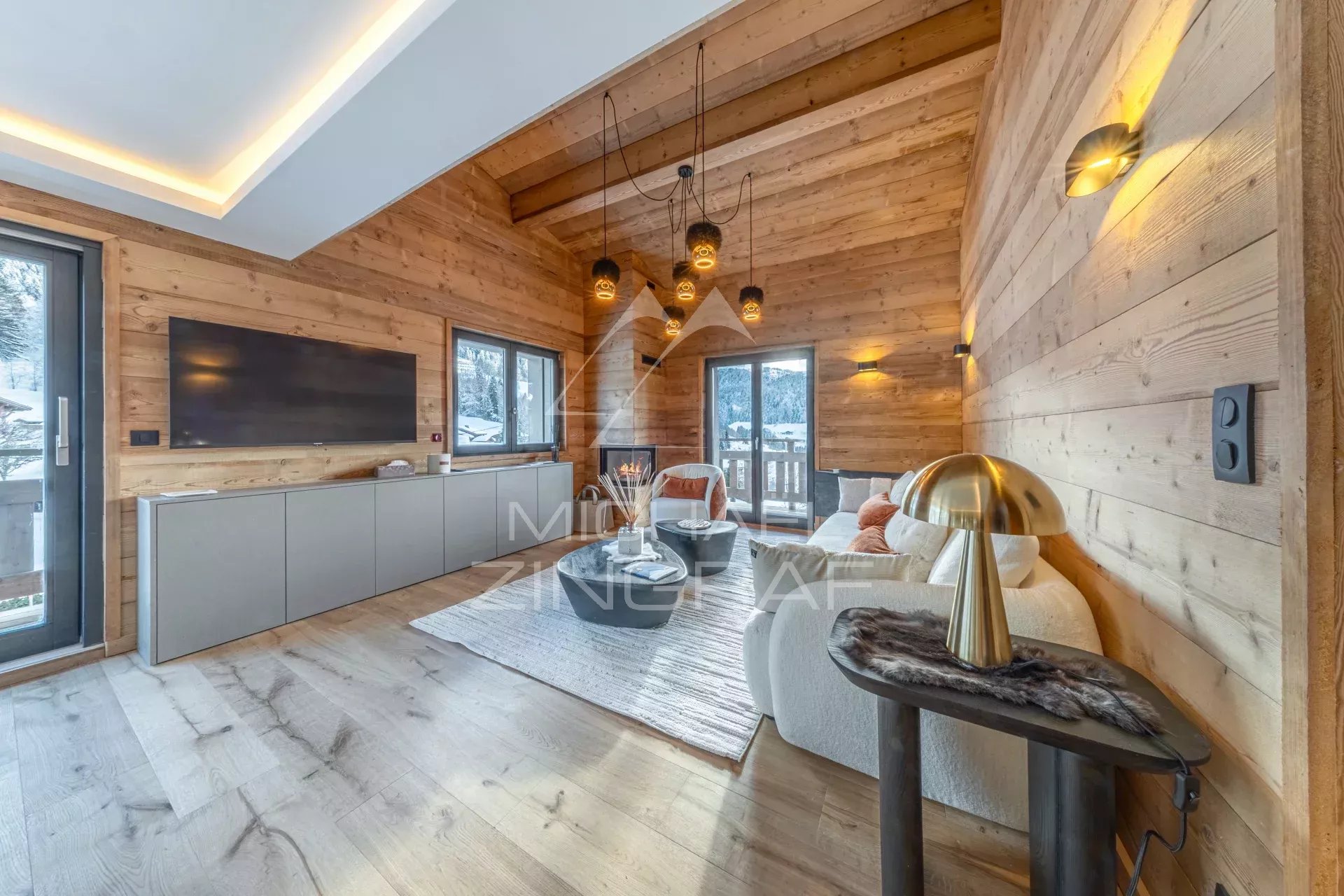 Renovated penthouse flat in Rochebrune – Four bedrooms – Panoramic views
