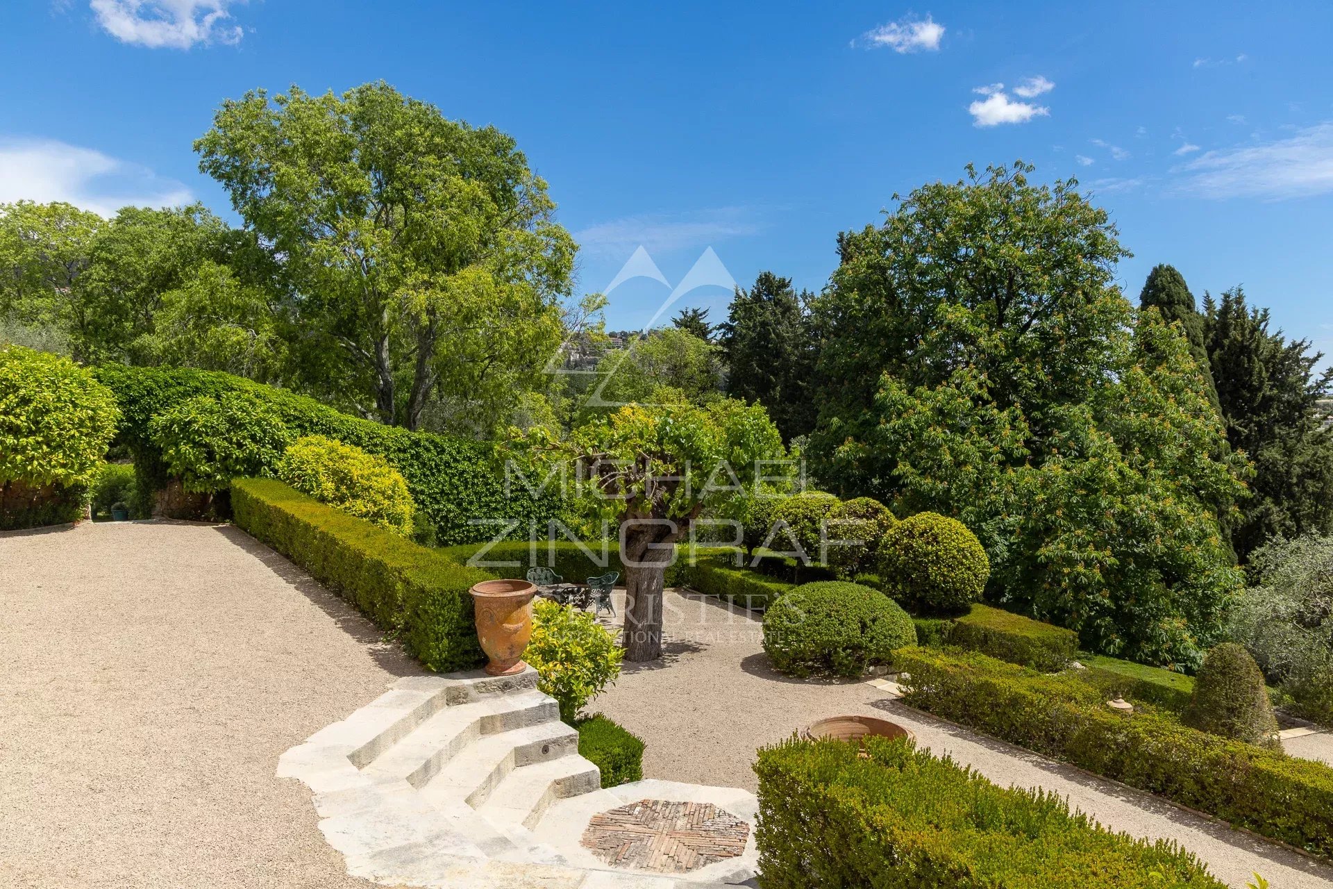 Majestueuse Bastide provençale