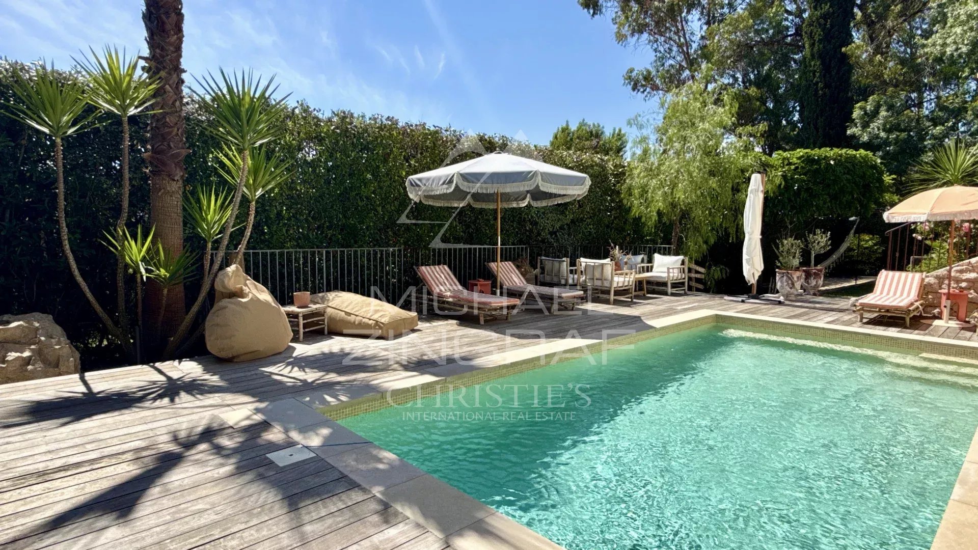Villa récente au calme à Saint-Paul-de-Vence
