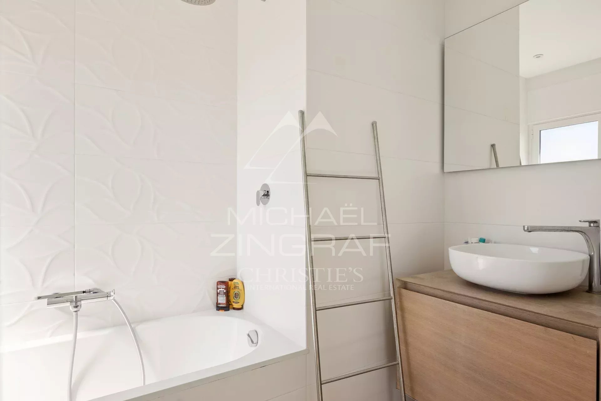 Splendid 3 rooms in the heart of Palm Beach