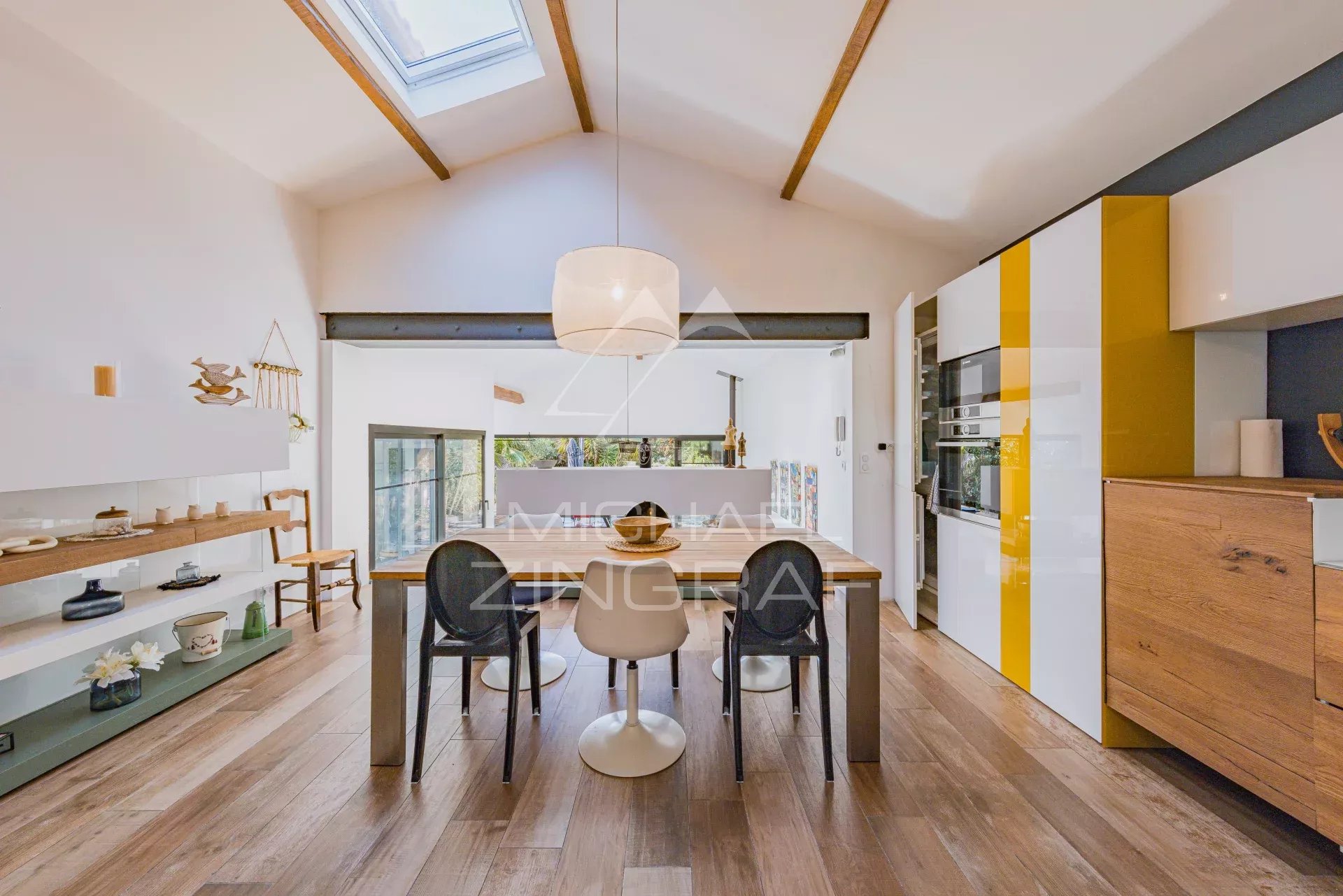 MOULLEAU / CERCLE DE VOILE – VILLA D’ARCHITECTE AVEC PISCINE, PLAGE À PIED