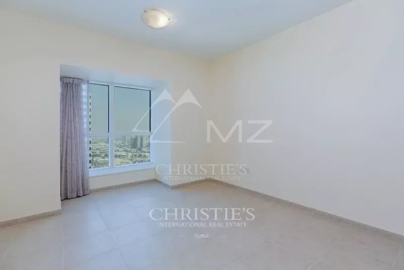 High-Floor|Partial Sea Views|Great Layout | Vacant