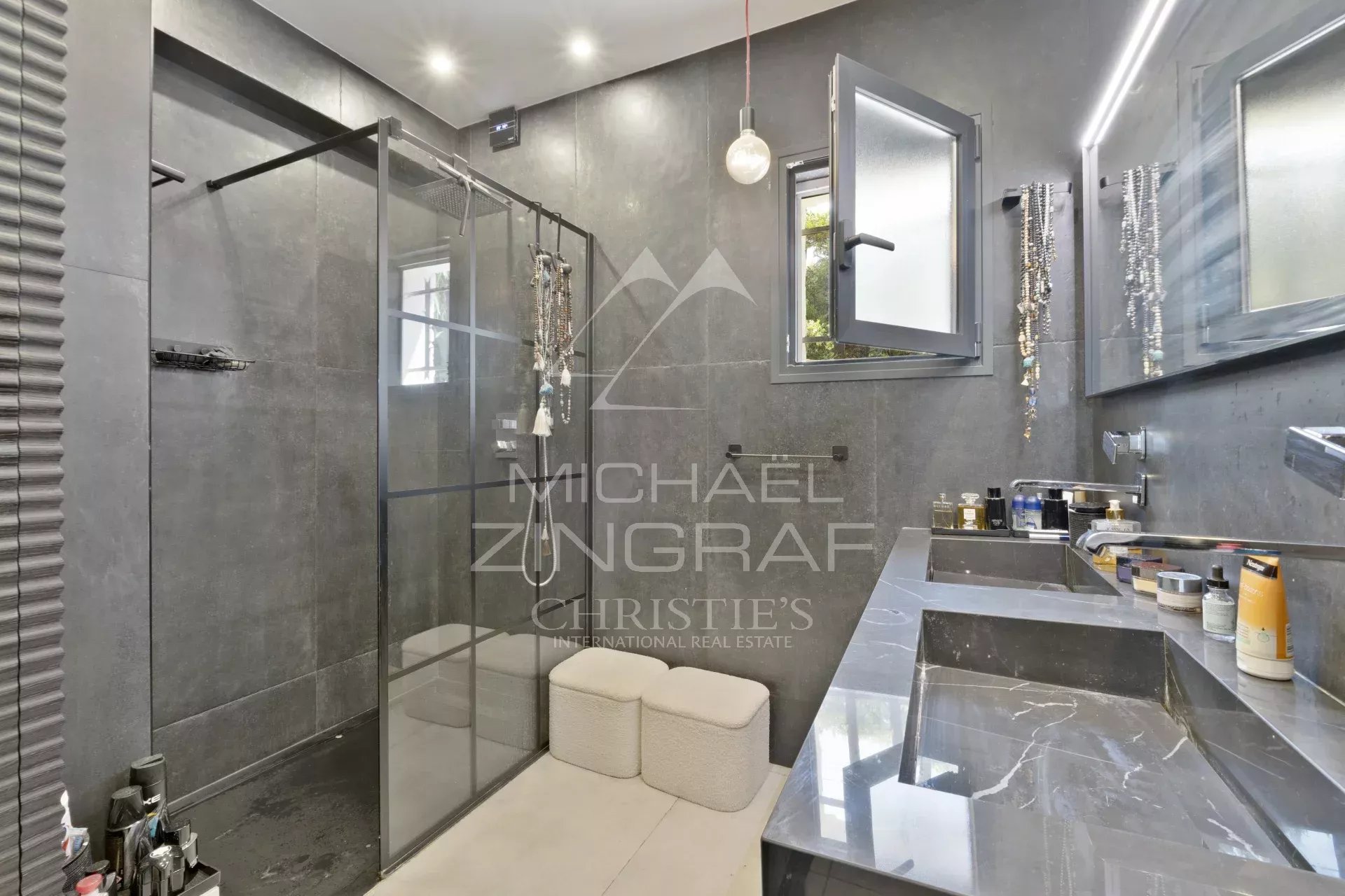 Villa de charme exposée plein sud