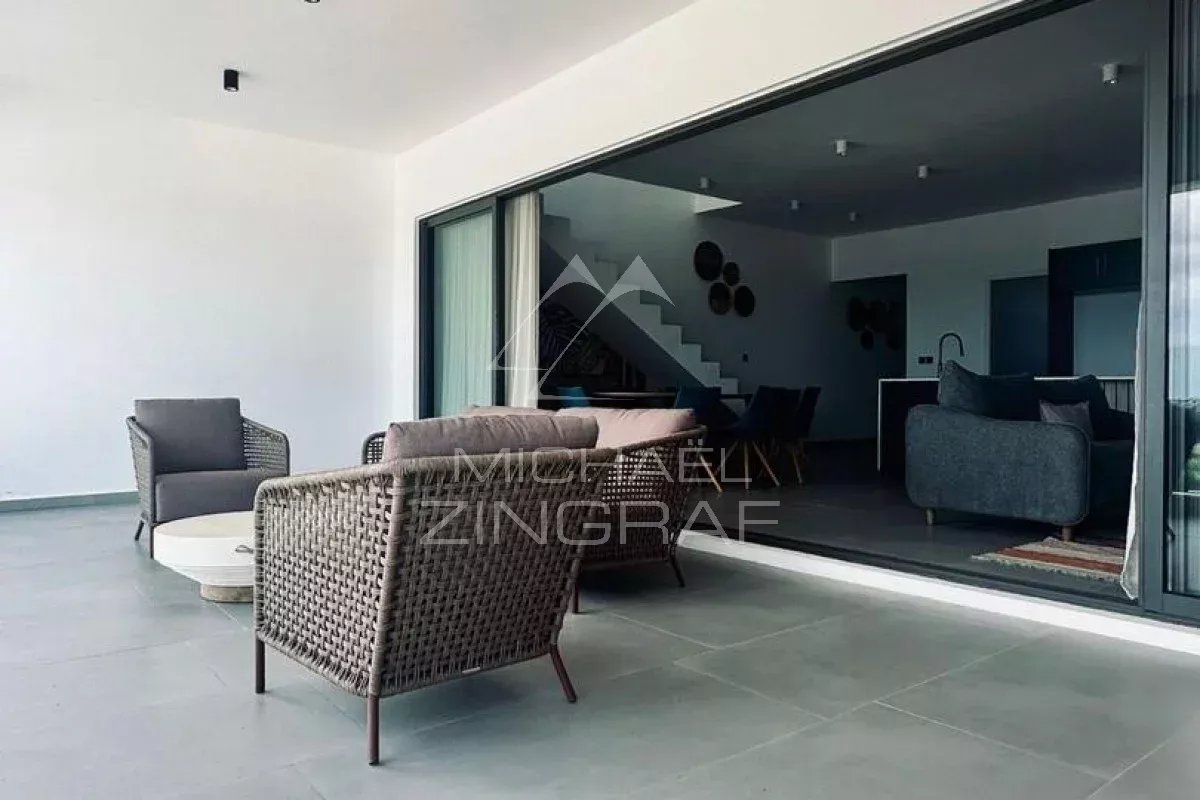 Exklusives Penthouse mit Rooftop & privatem Pool | Pereybère