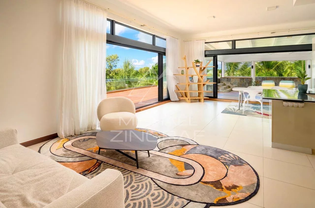 Penthouse d’Exception de 4 Chambres avec Vue Panoramique sur le Lagon à Azuri Golf & Beachfront Village