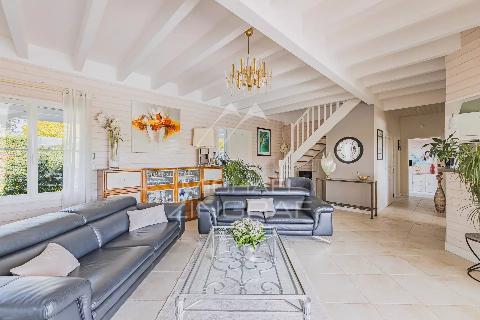 Villa familiale - Harmonie et douceur de vivre au Port du Rocher