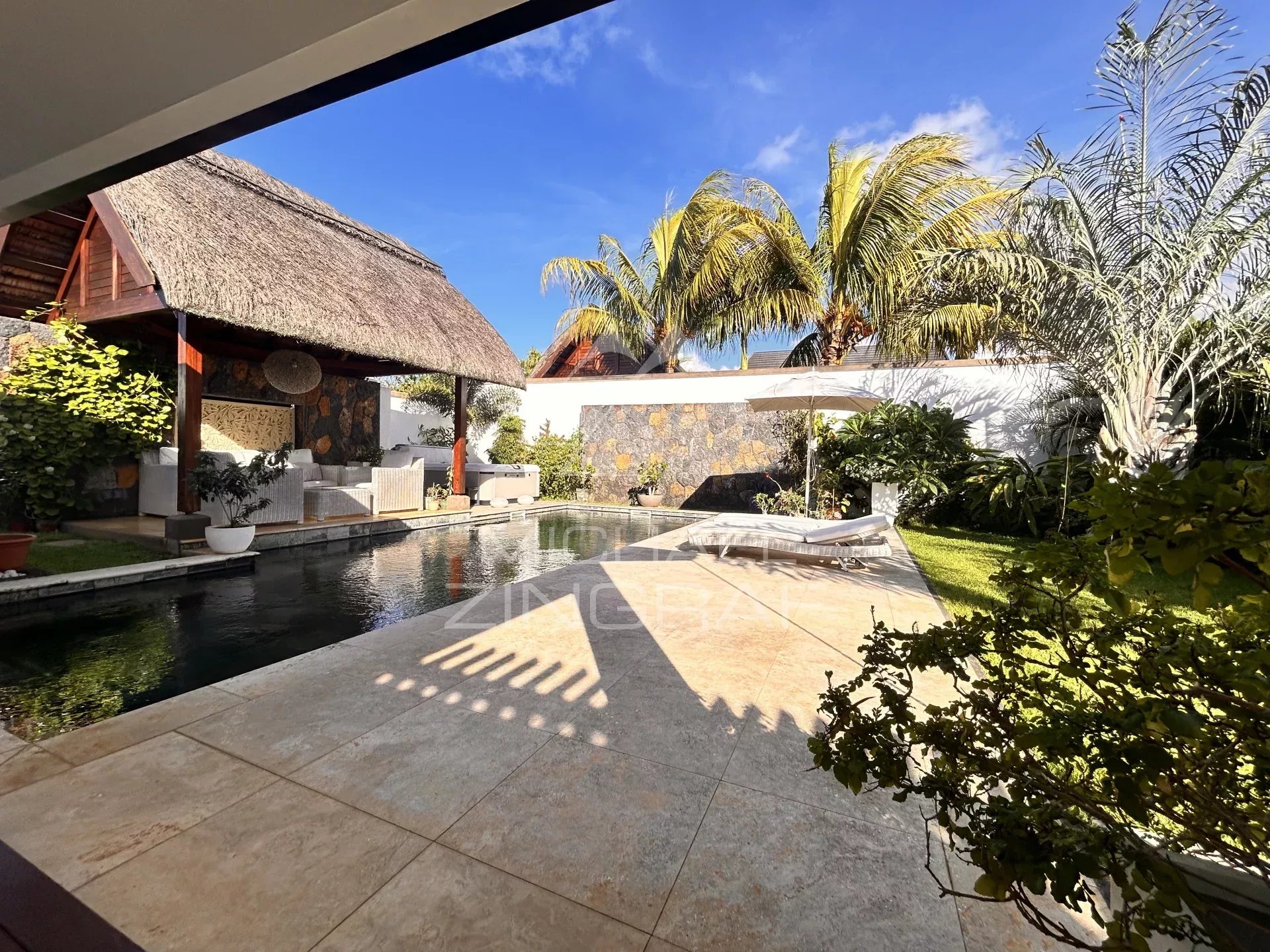 Villa située dans une résidence sécurisée à Grand Baie