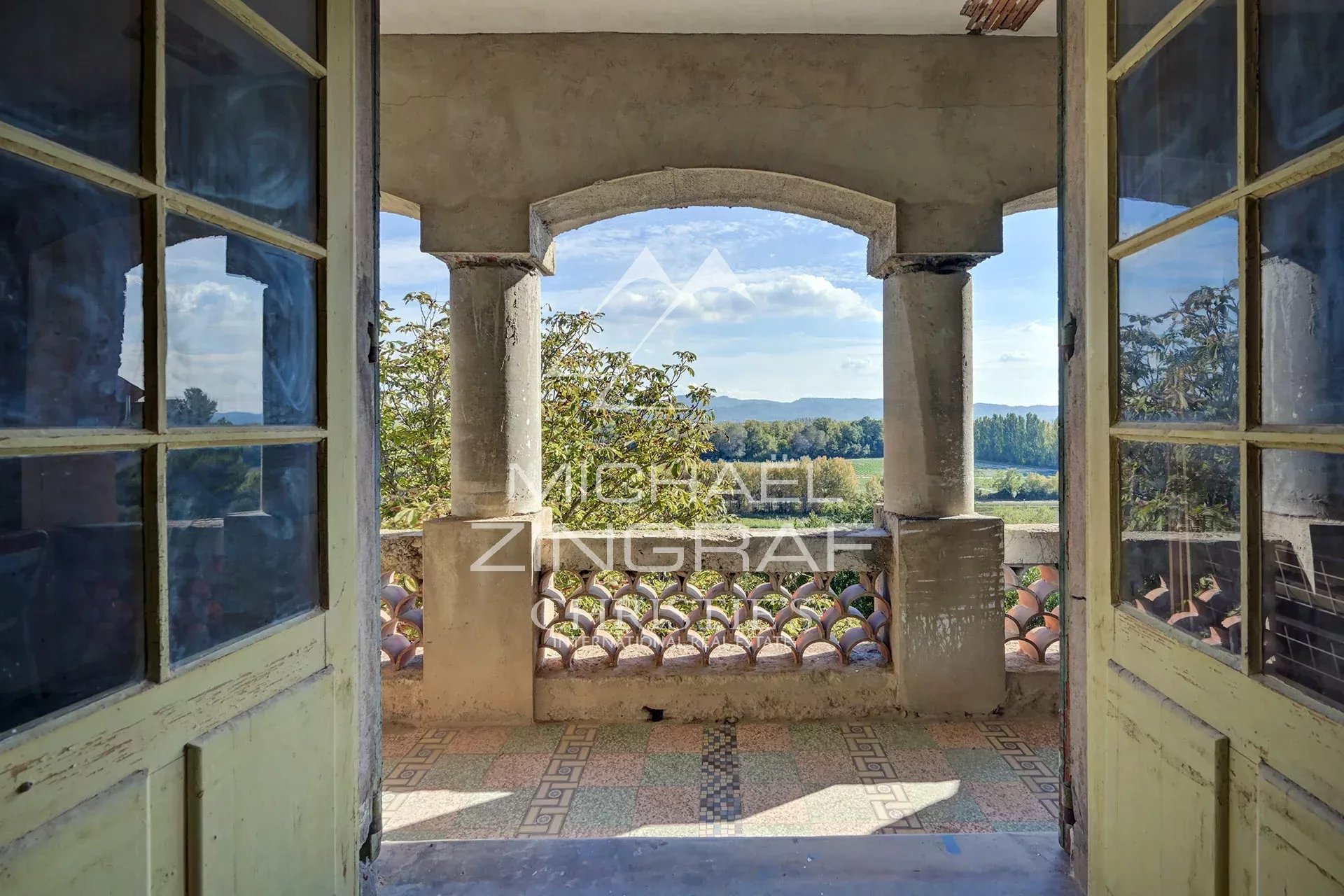 Propriété d’exception dans le Sud du Luberon