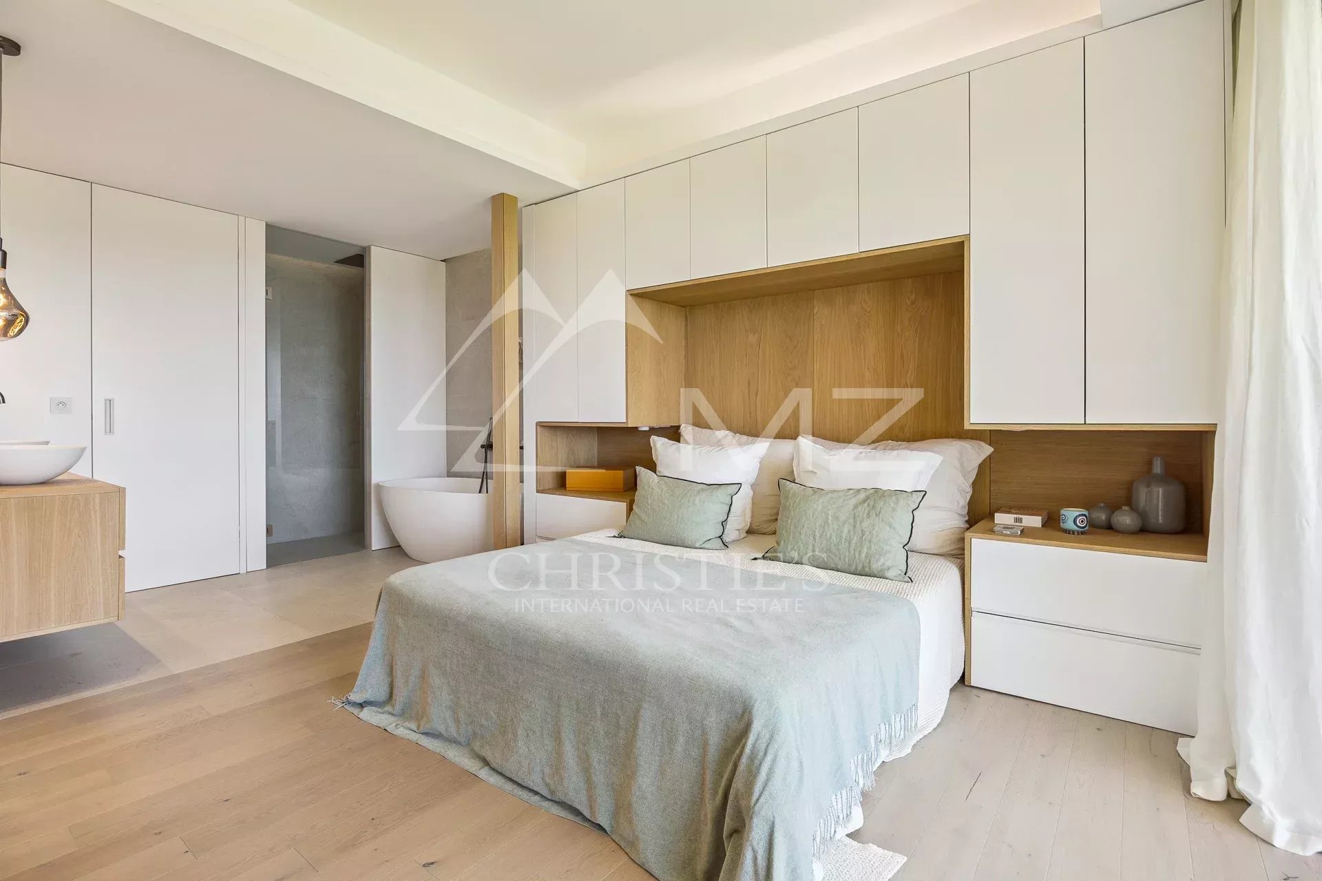 EXCLUSIVITE: 4 pièces Contemporain dans résidence de Prestige