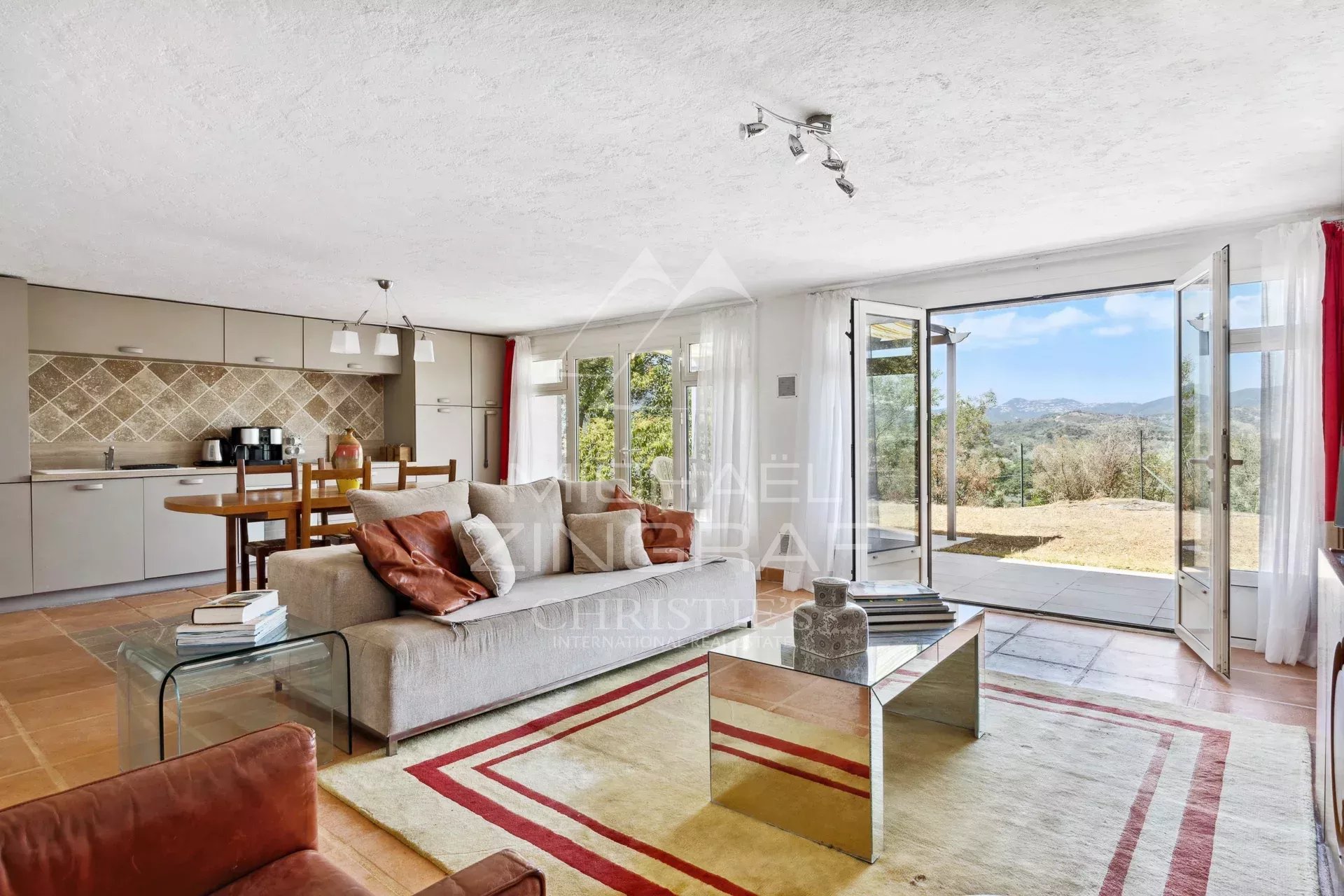 Mandelieu Minelle - Property - Near Cannes