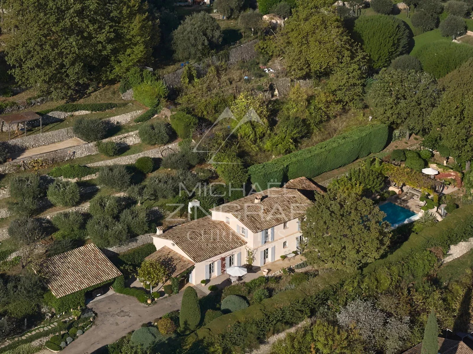 Villa with panoramic view and beautiful landscaped garden