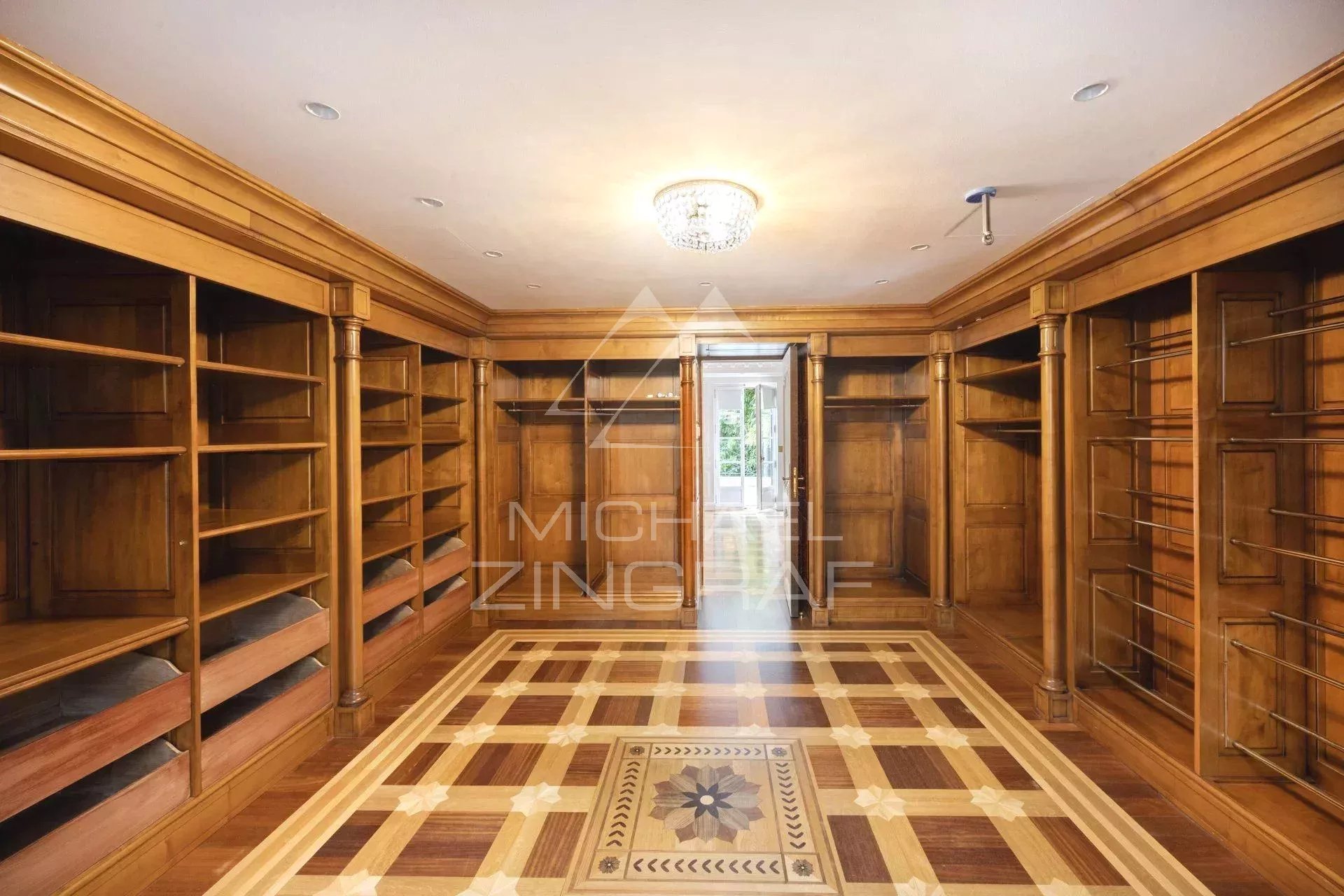 A vendre - Hotel Particulier - Jardin - Piscine