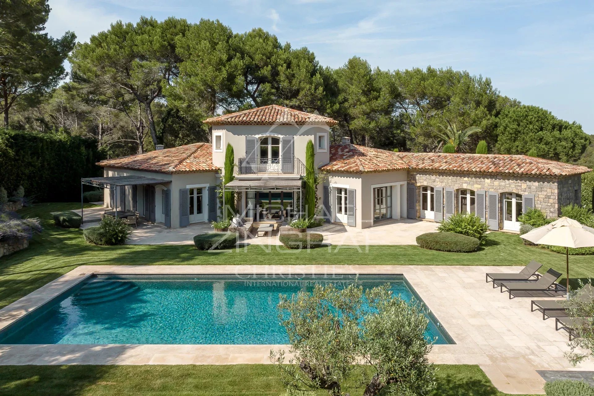 Mougins - Domaine sécurisé, magnifique villa provençale moderne rénovée