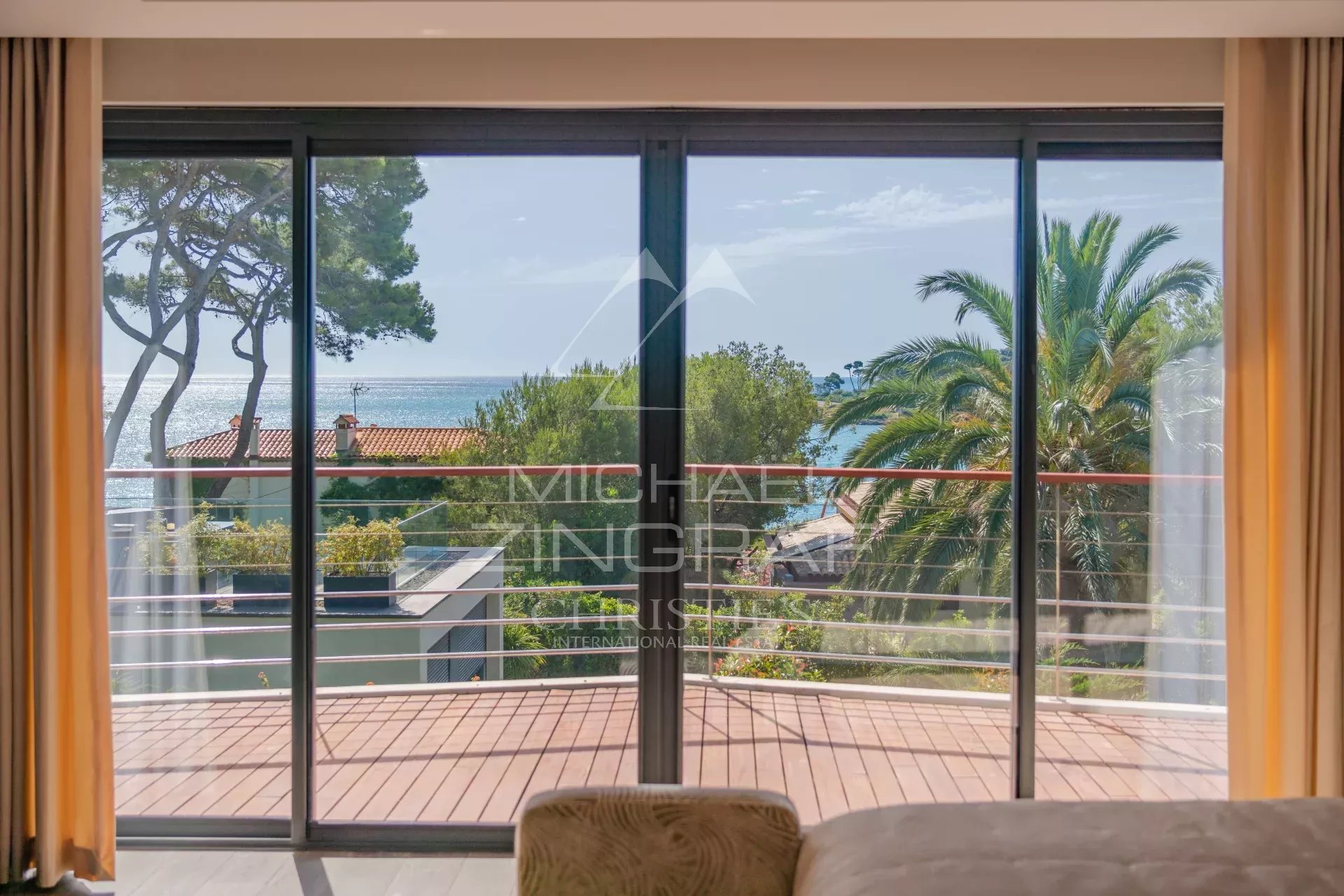 Modern renovierte Villa nahe der Strände von Garoupe