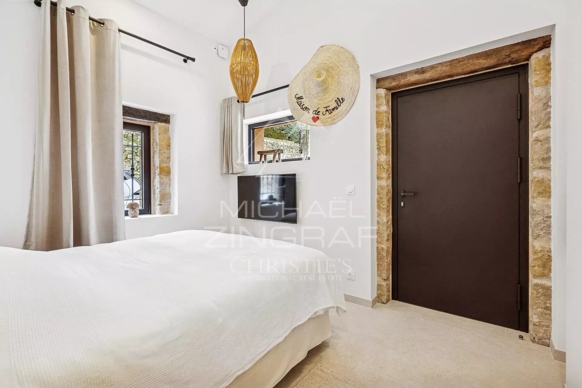 Renovierter Schafstall aus dem 18. Jahrhundert mit Panoramablick