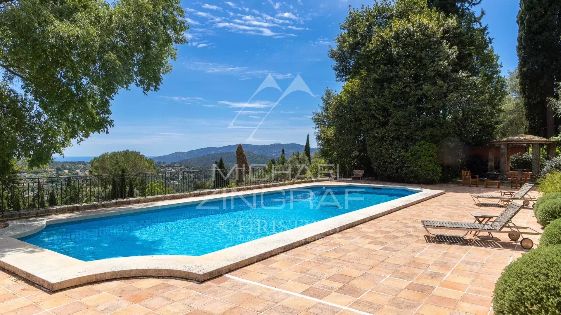 Majestueuse Bastide provençale