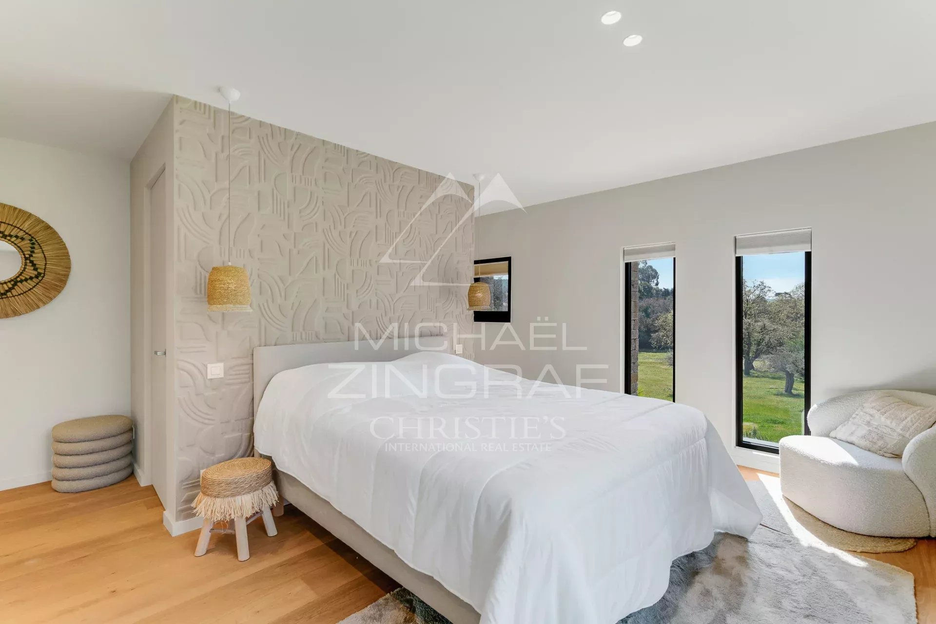 Superbe propriété offrant une vue panoramique sur Ramatuelle