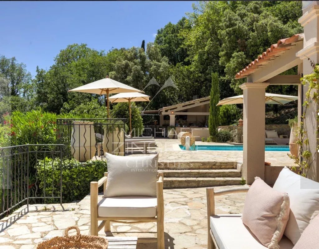 Très belle villa provençale dans l'arrière pays de Grasse - 4 chambres