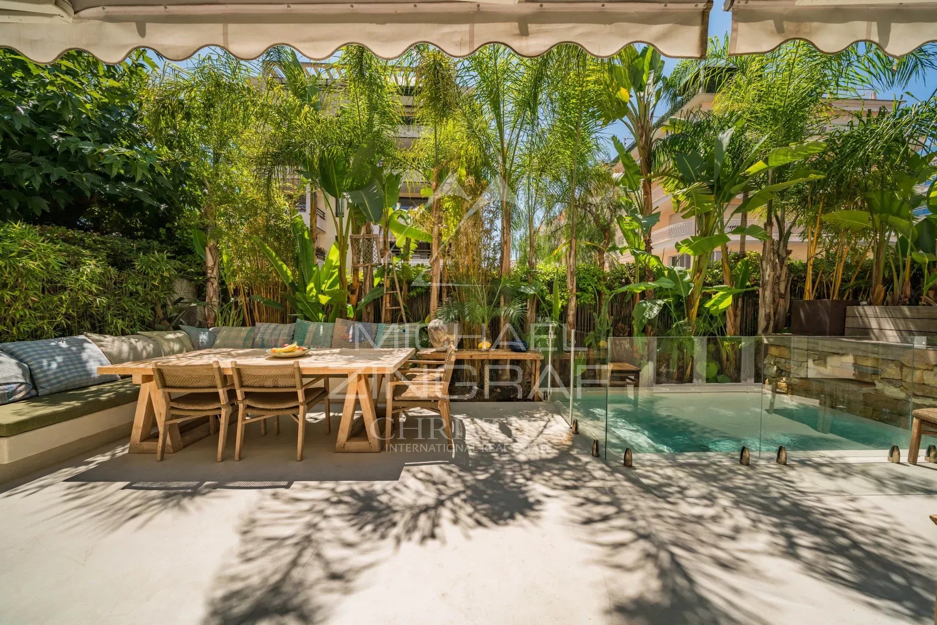 Cannes – Proche Croisette – Élégant rez-de-jardin avec piscine privative