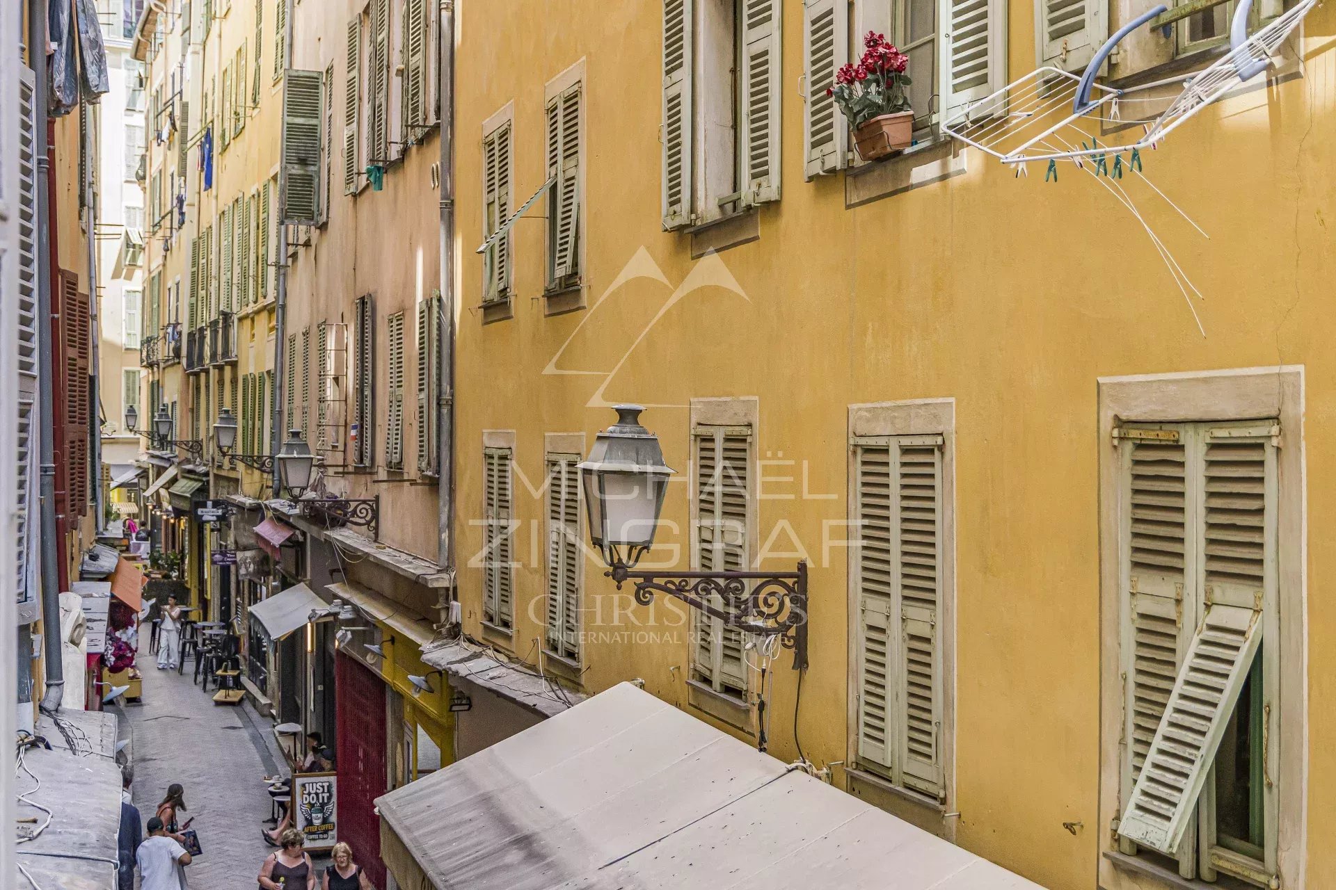 Au cœur du Vieux-Nice - magnifique appartement 4 pièces