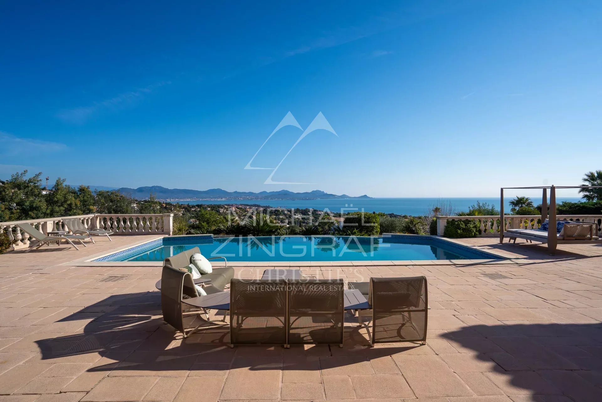 Les Issambres - Villa avec vue mer panoramique