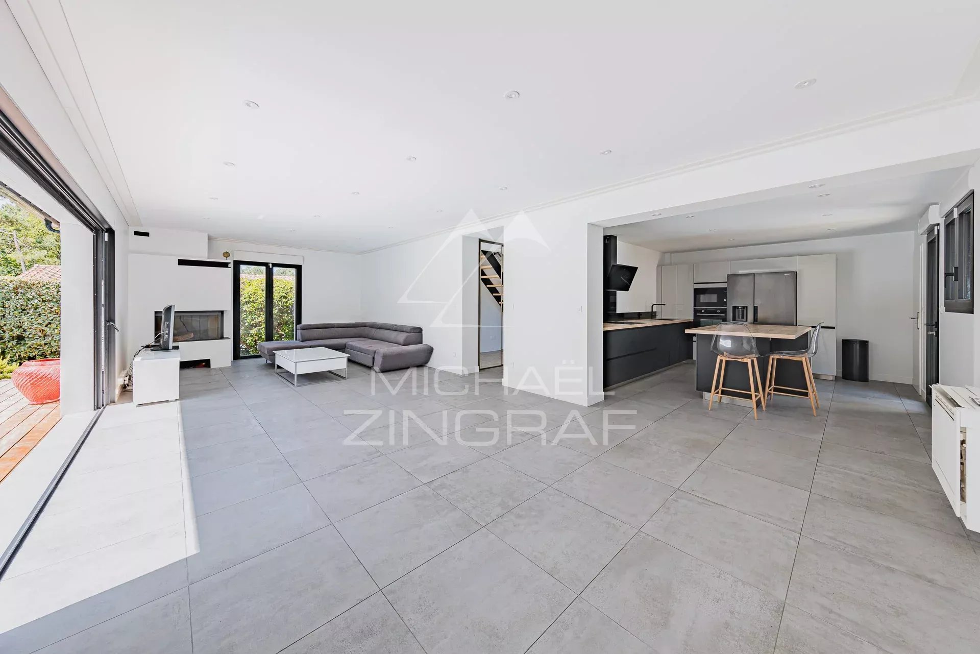 Pyla-sur-Mer – House with Swimming Pool