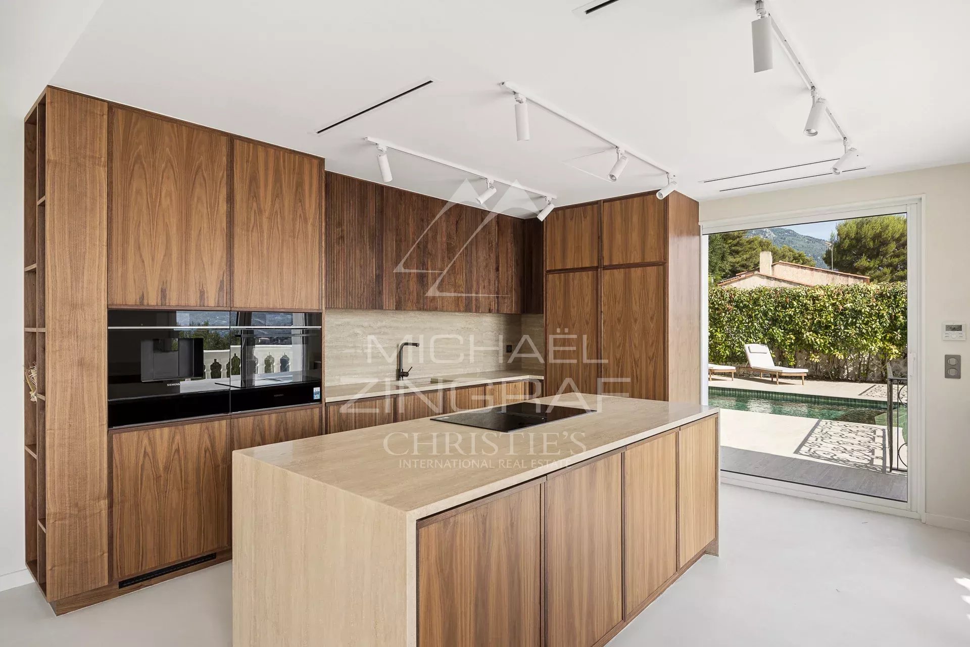 ROQUEBRUNE-CAP-MARTIN – PANORAMIC SEA VIEW