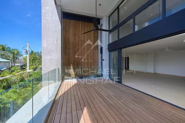 Exceptional Duplex in Pointe aux Canonniers