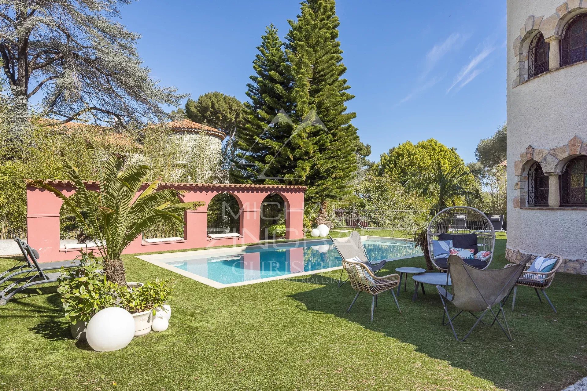 Cap d’Antibes – Villa mit Meerblick und ruhiger Lage