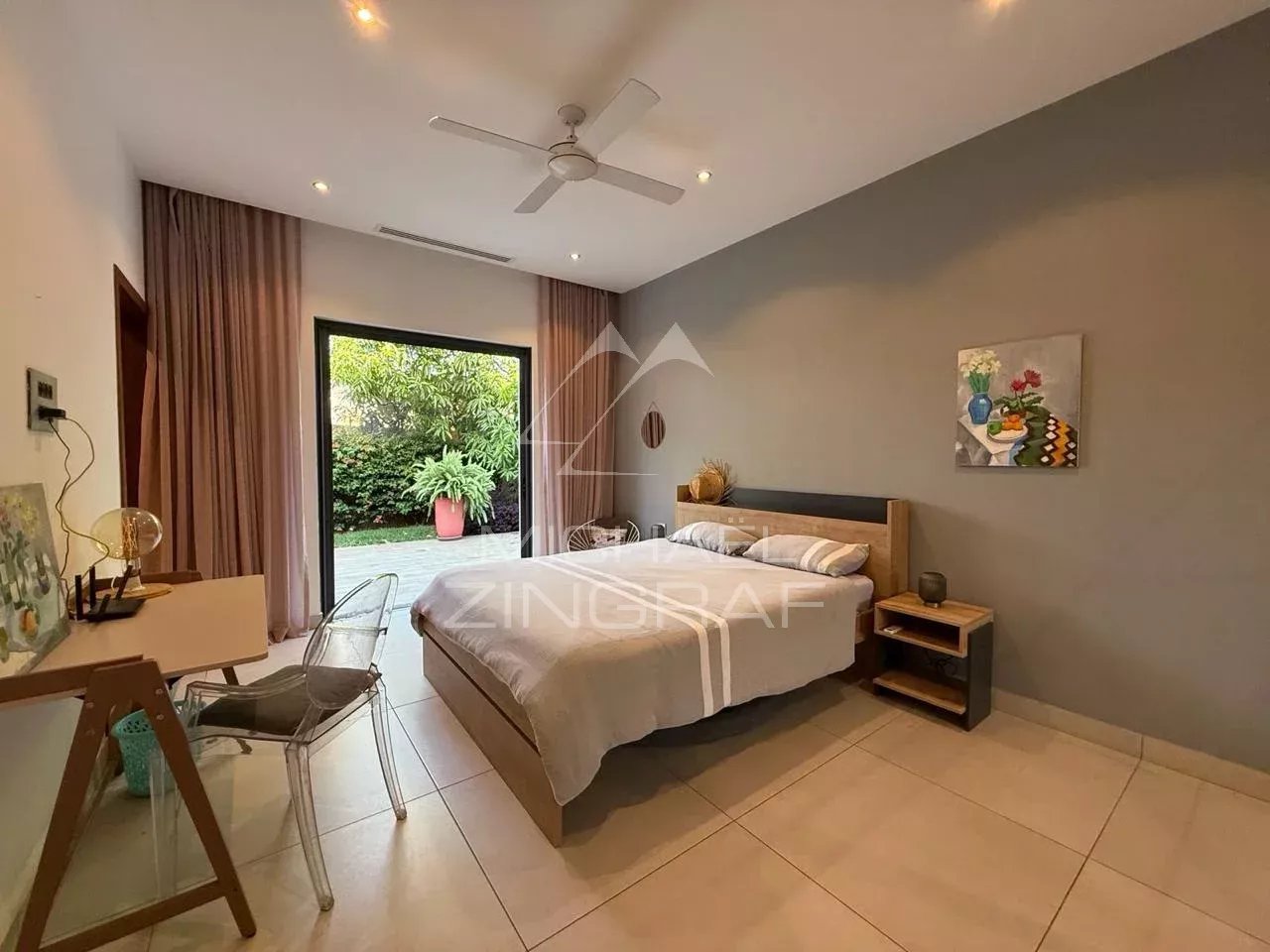 Exklusive Villa in einer Residenz in Pereybere