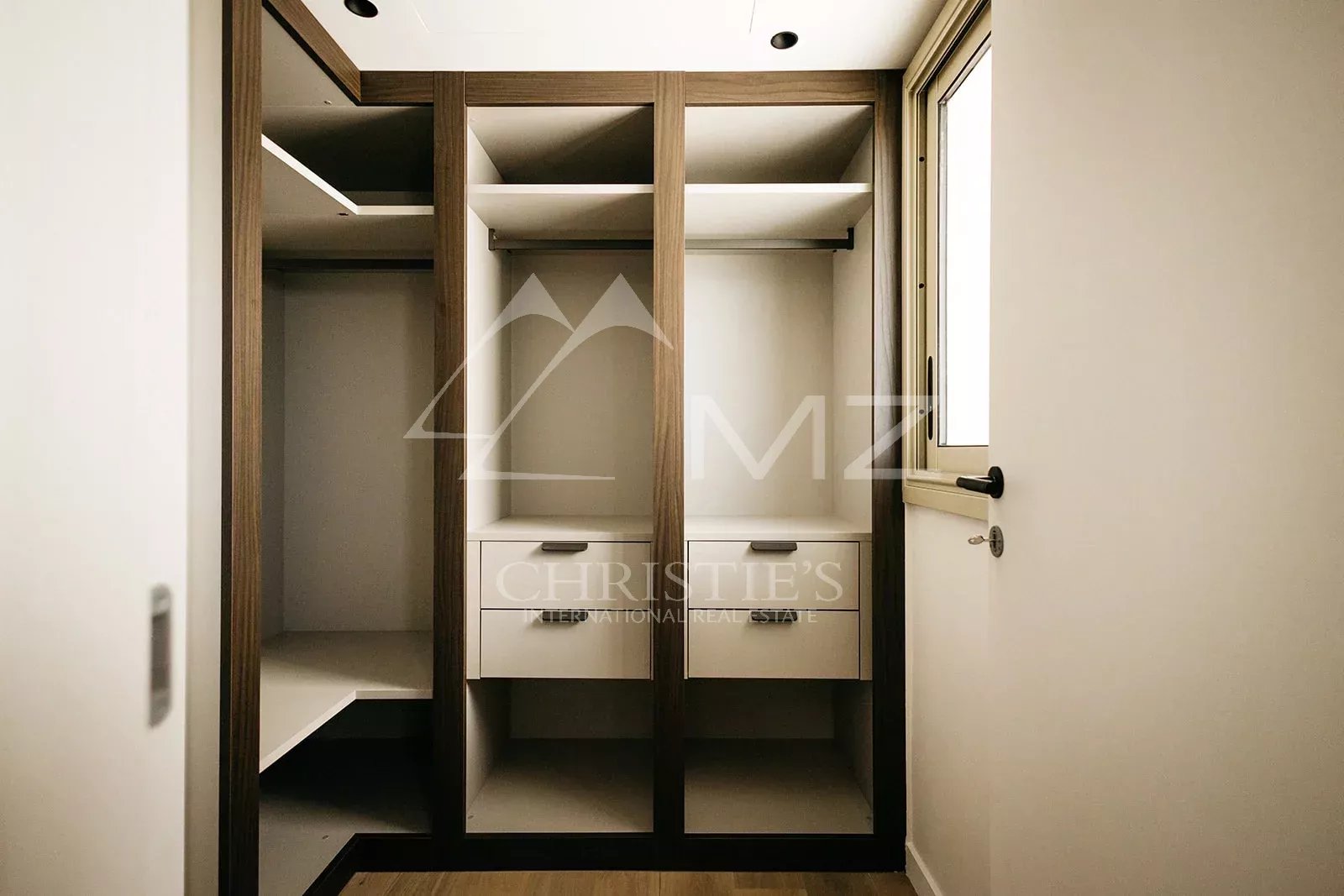 Cannes Croisette - Magnifique appartement 4 pièces vue mer