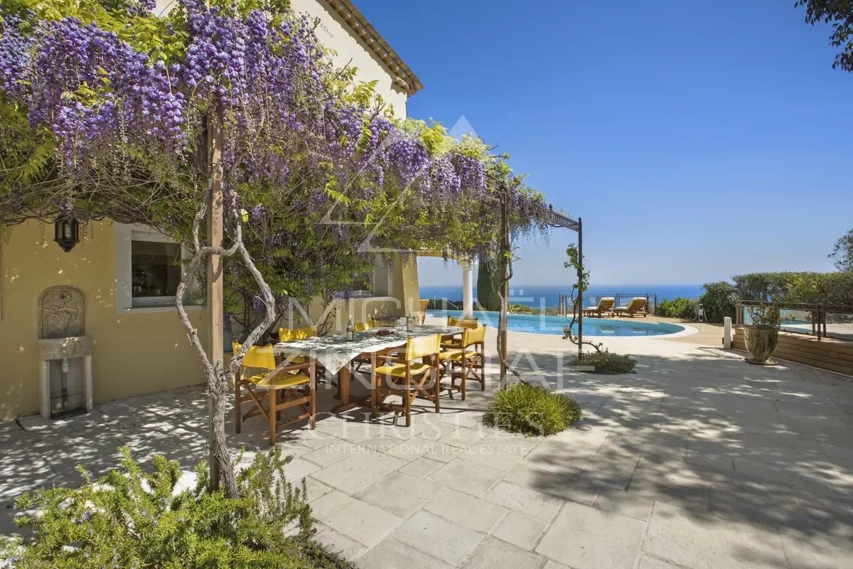 Mandelieu-la-Napoule - Near Cannes - Panoramic sea view villa