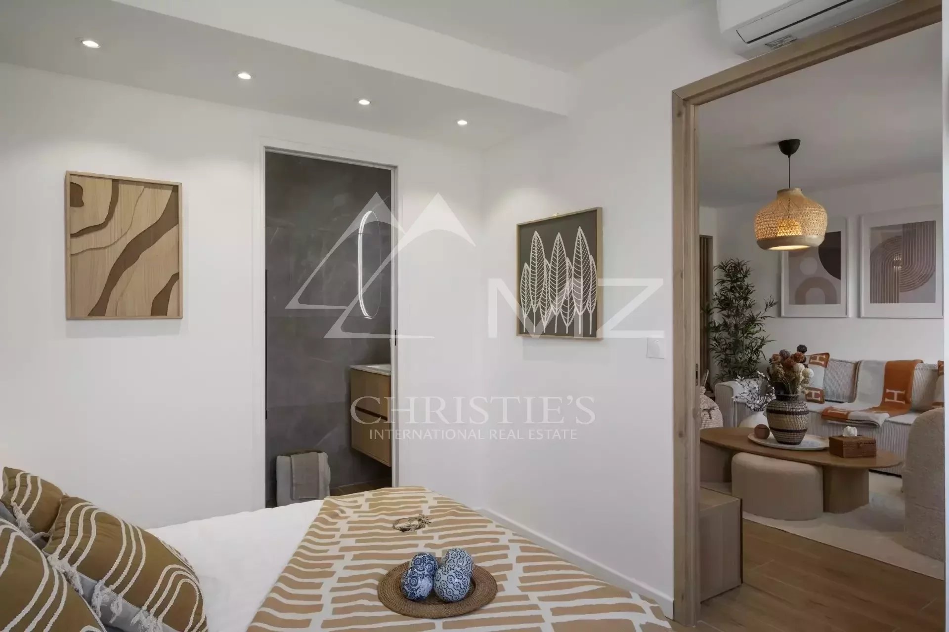 Completely renovated 2-room apartment