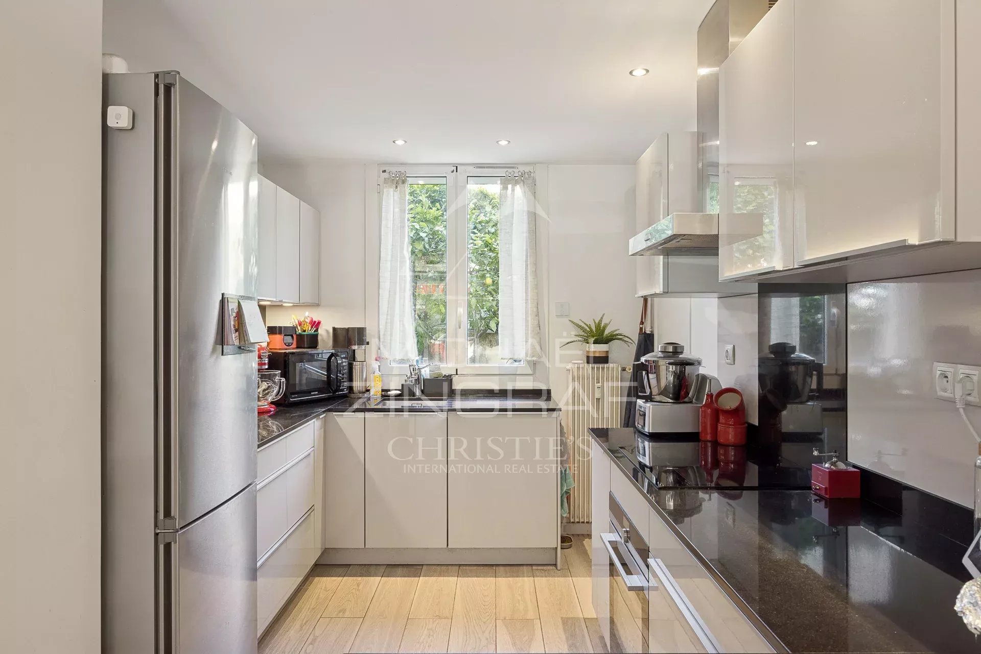 4-Zimmer-Wohnung mit Terrasse, Parkplatz und Keller – Zentrum von Beaulieu-sur-Mer