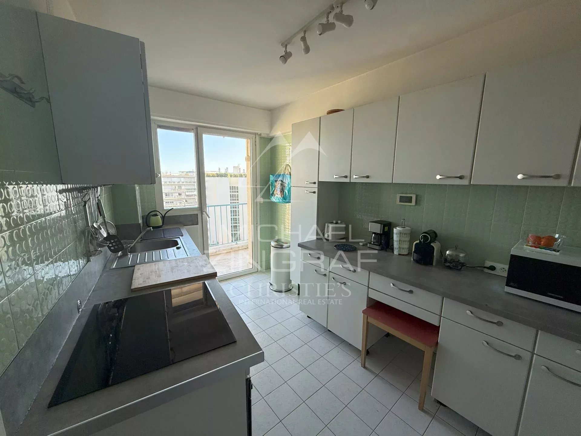 Cannes - Croisette - Bel Appartement