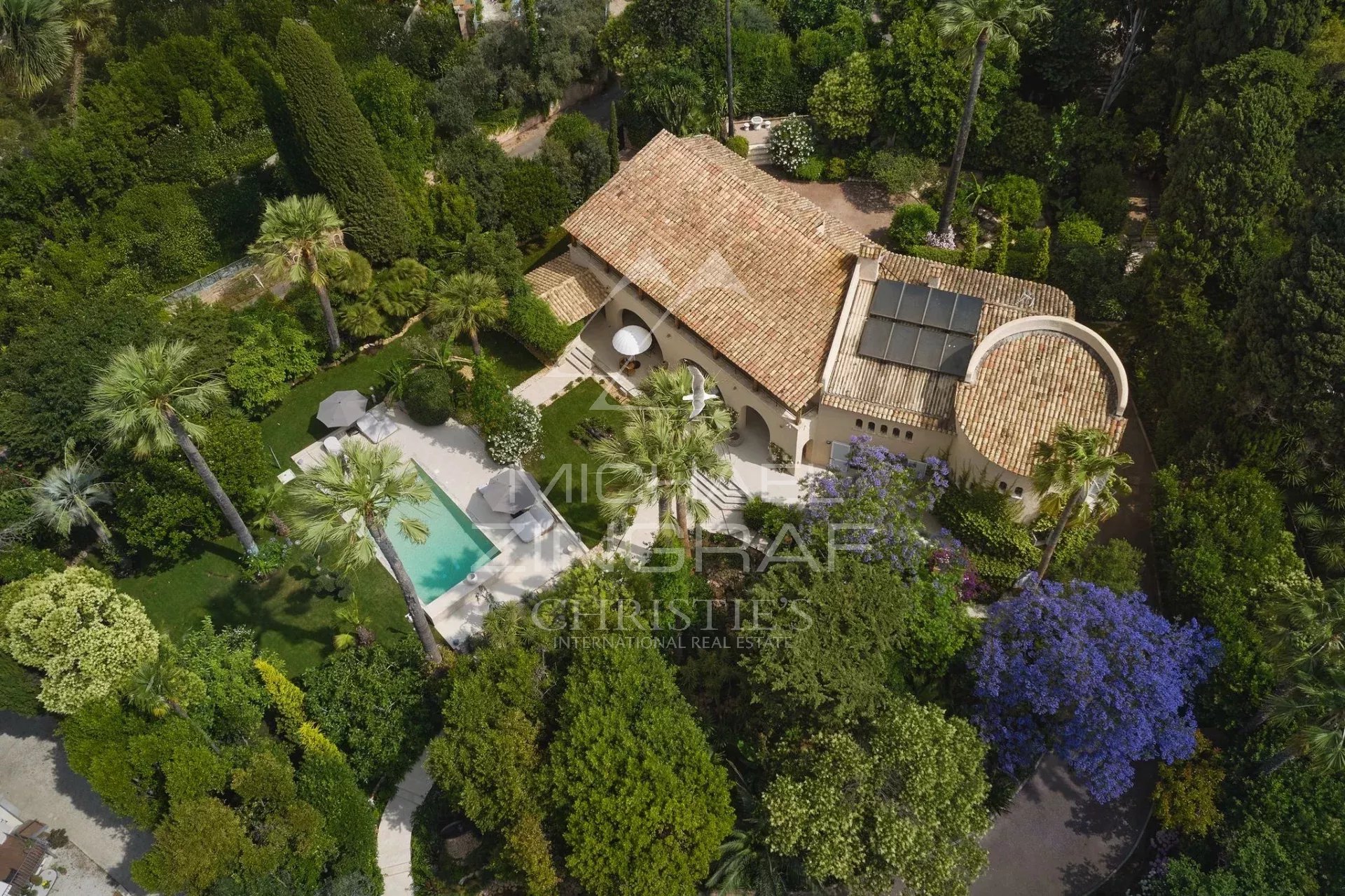 black chair and white table