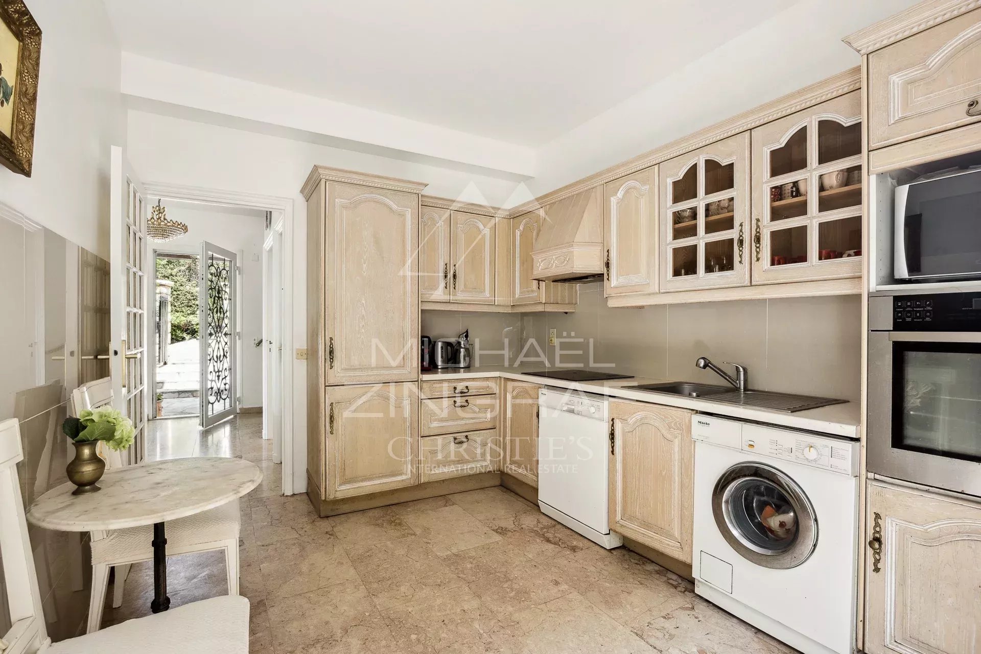 Cannes - Oxford - Panoramablick auf die Stadt