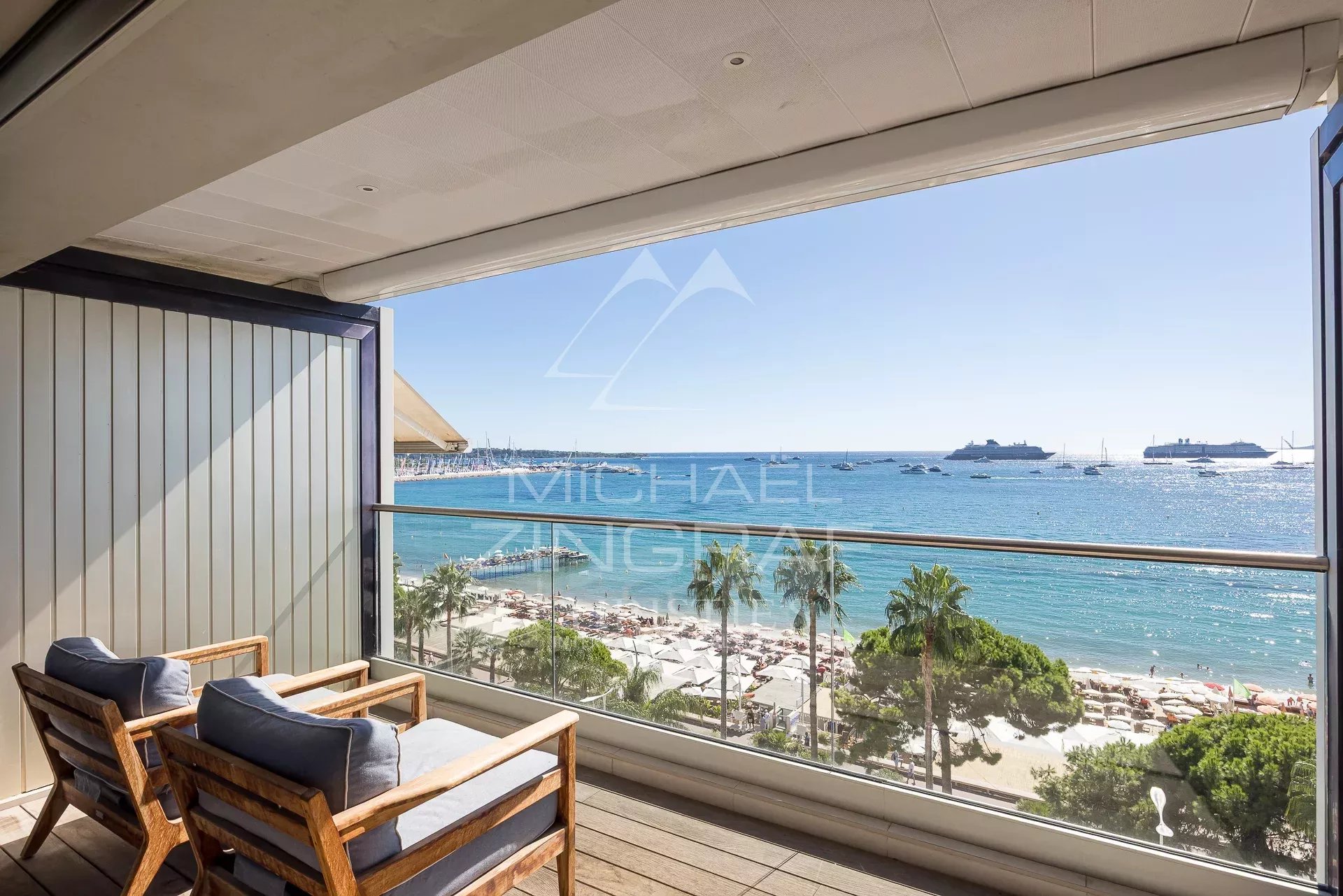 Cannes Croisette – 1-Bedroom Apartment with Panoramic Sea View