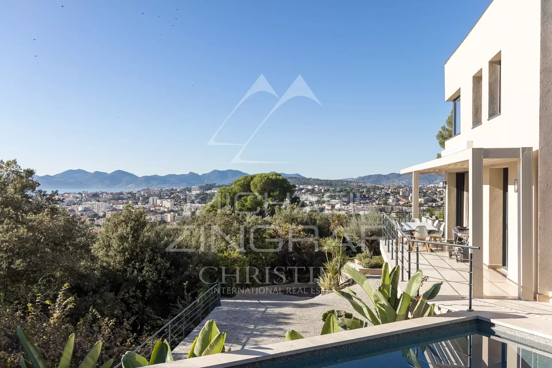 Cannes - Höhen - Zeitgenössische Villa