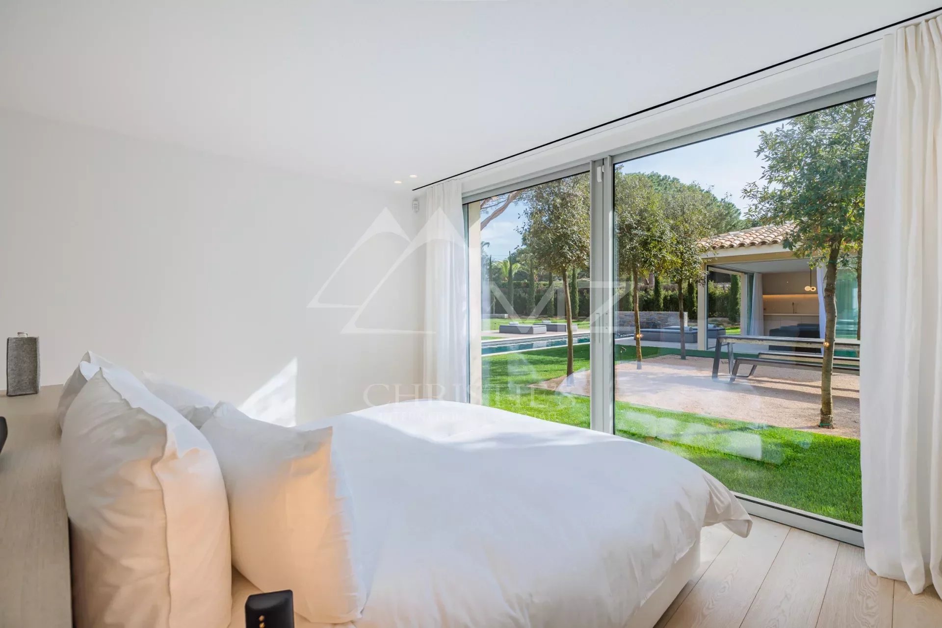 Wunderschöne neue provenzalische/moderne Villa in Saint-Tropez
