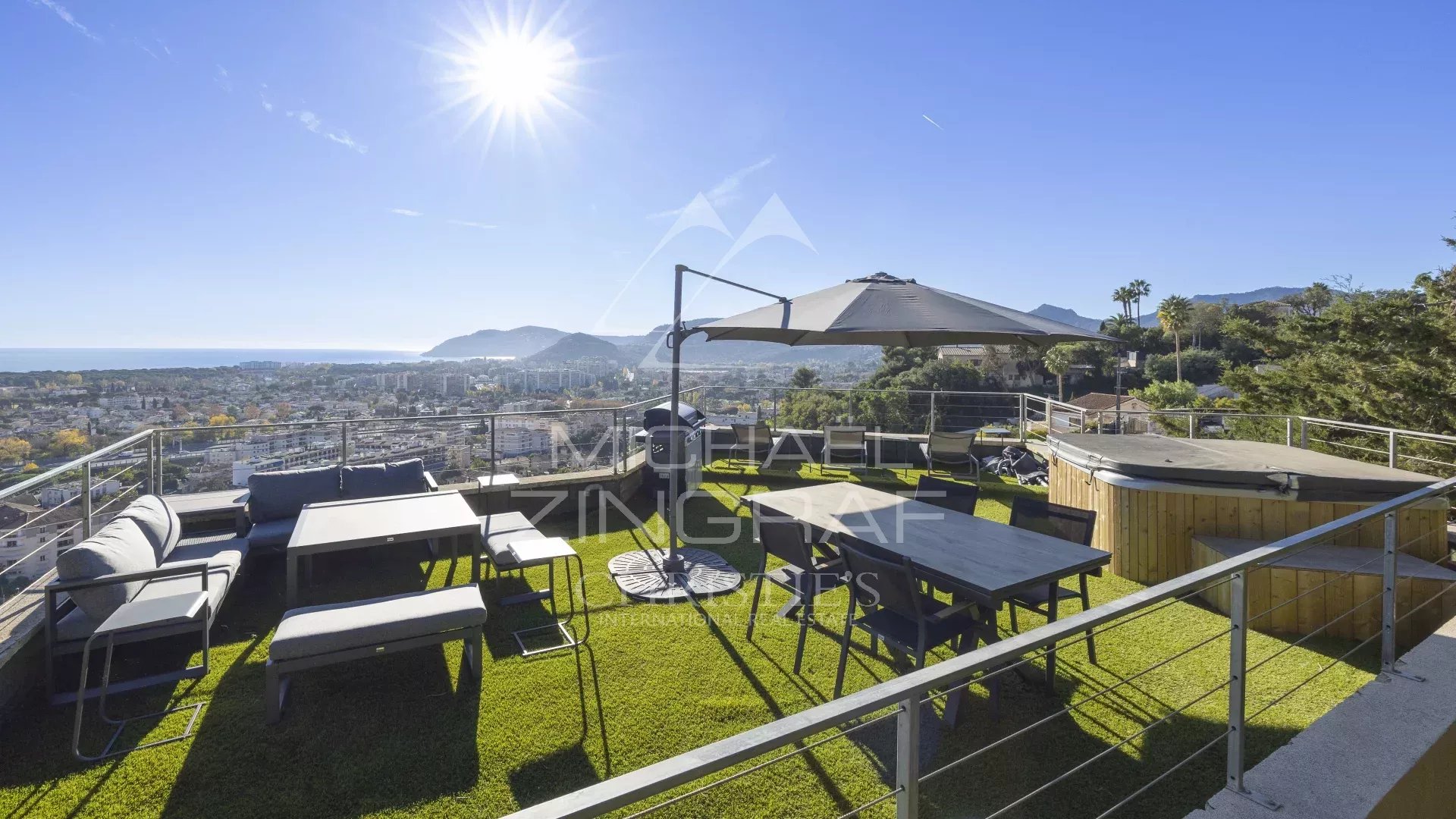 Maison contemporaine proche du centre-ville